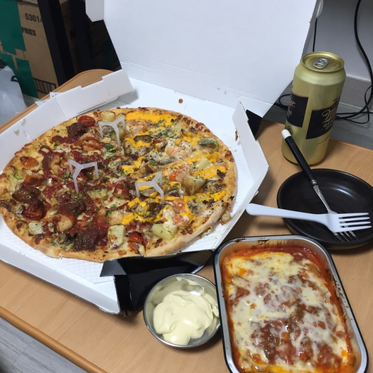  도미노피자 해피위크 최저9천원 블랙타이거+직화스테이크+스파게티