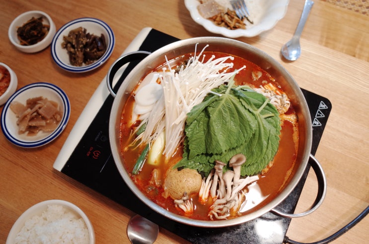  쿠킹박스 감자탕의 진정성  리얼감자탕 맛있음