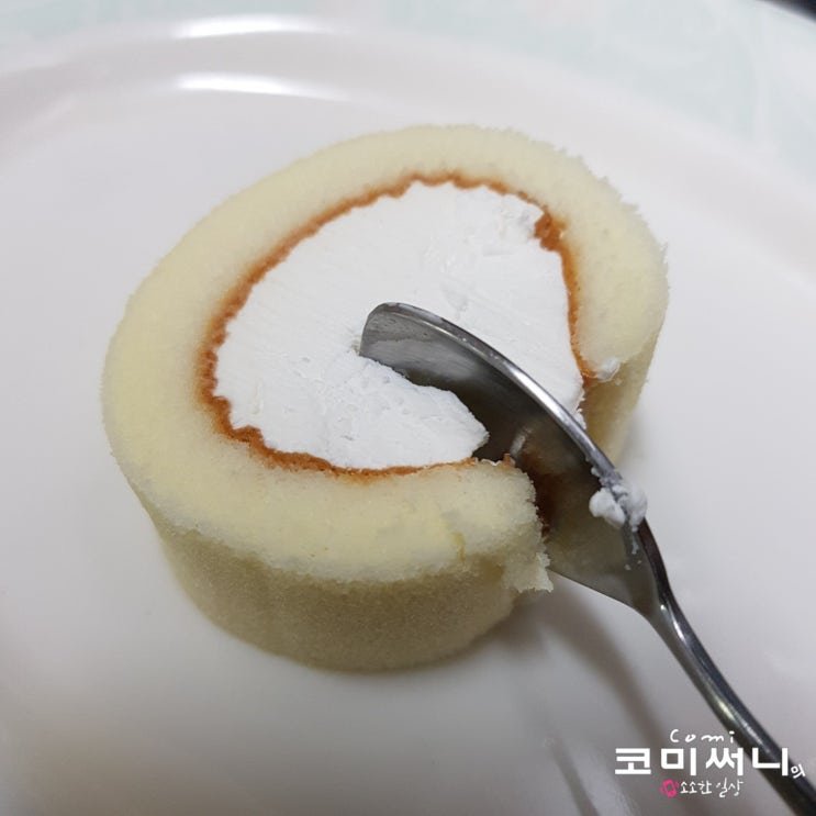 gs 편의점 냉장 디저트 모찌롤 끼리 kiri 진한 크림치즈 모찌롤 "입안 가득 퍼지는 크림치즈에 부드러움과 신선함" gs 편의점 냉장 디저트 모찌롤 끼리 kiri 진한 크림치즈 모찌롤 "입안 가득 퍼지는 크림치즈에 부드러움과 신선함"