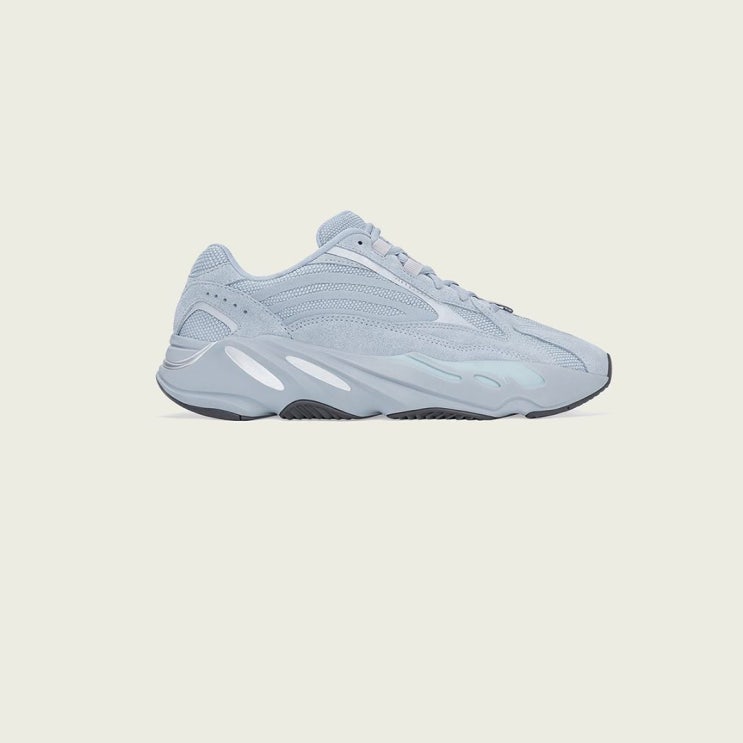  이지 부스트 700 V2 호스피탈 블루 Yeezy Boost 700 V2 Hostpital Blue 발매 정보