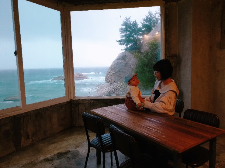  다둥이네 강원도여행 with 우석패밀리 -델피노빌리지/봉포머구리집/온더버튼/스퀘어루트/바다정원/속초롯데리조트