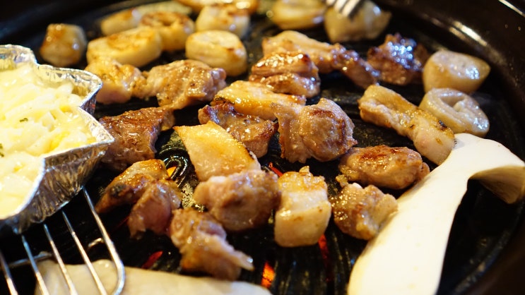  응암역 맛집 : 쫄깃꼬들한 뒷고기가 예술인 "참돼야지"