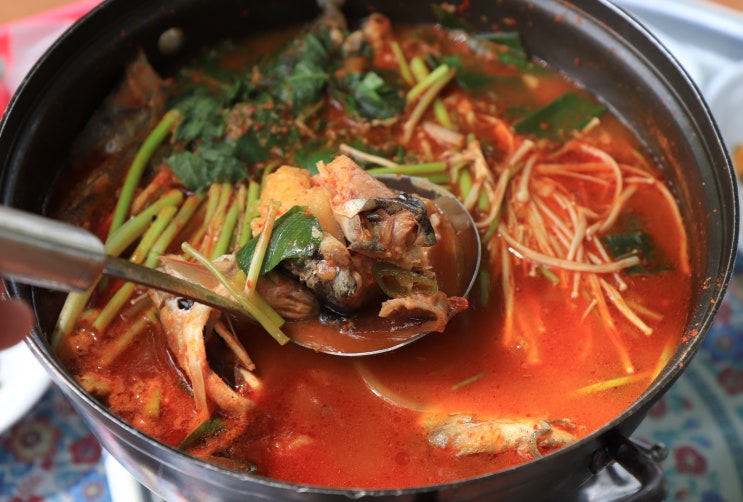  [밀양추천맛집] 가을 보양식/ 잡어 매운탕/ 은어회/은어튀김/ 민물고기 맛집/ 밀양 '단장 숲 강마을 횟집'