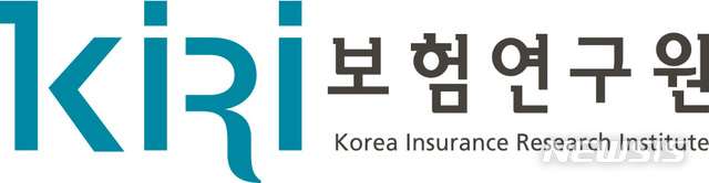 "급속한 고령화, 국민연금외 개인연금 활성화 필요" "급속한 고령화, 국민연금외 개인연금 활성화 필요"
