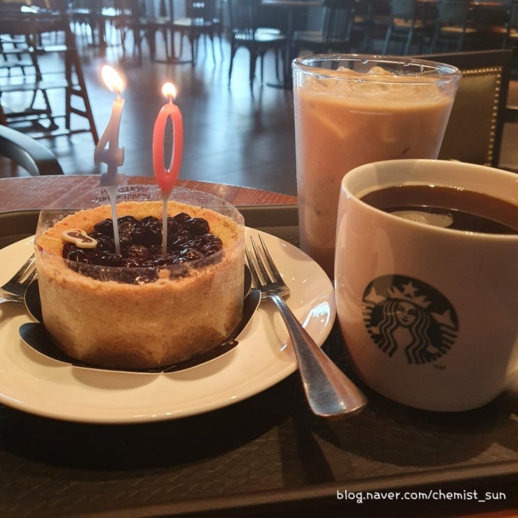  생일파티를 빙자한 먹부림 일상