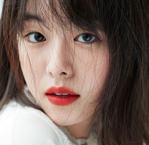  아스달 연대기 샤바라,카라타 에리카라는 일본 출신의 배우