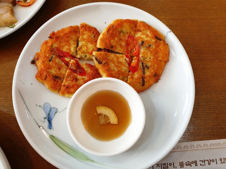 세종맛집 [뒤웅박고을]에서 좋은 사람들과 함께한 맛있는 점심