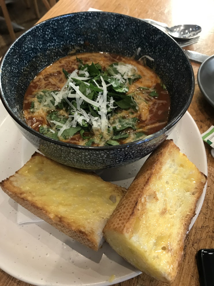  [시드니여행]  로라마을 카페 the red door cafe