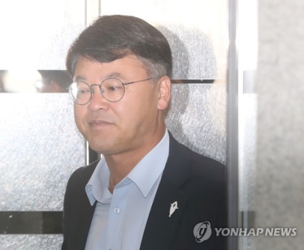 선거법위반 김진규 울산남구청장 법정구속…징역 10개월, 벌금 1천만원 선거법위반 김진규 울산남구청장 법정구속…징역 10개월, 벌금 1천만원
