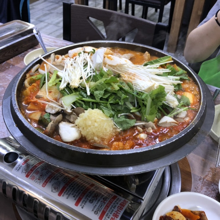  꿈에 그리던 곱창전골