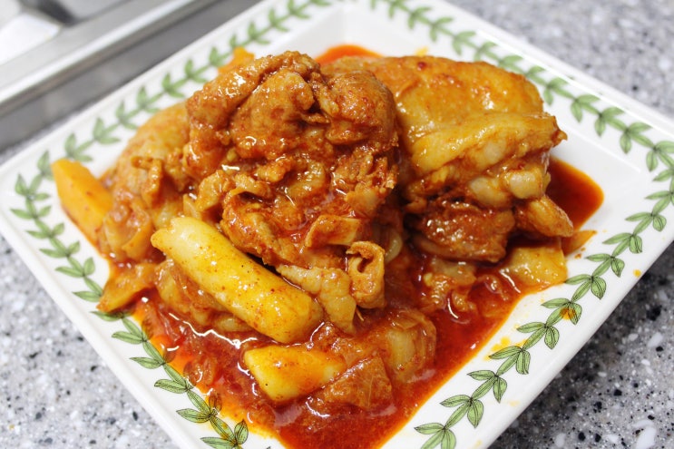  춘천닭갈비 택배는 춘천바른닭갈비 요알못 자취생도 해 먹어요.