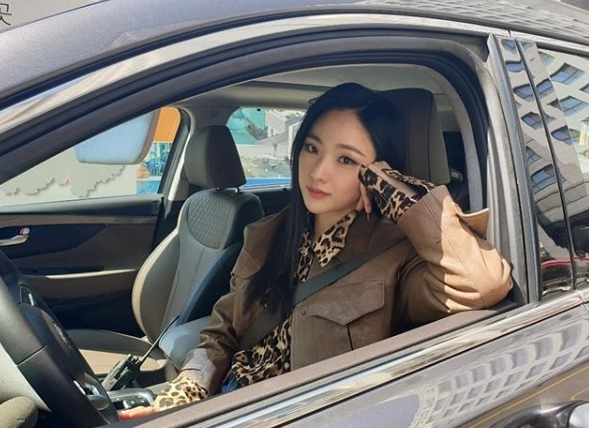  '배가본드 릴리' 박아인, 호피도 완벽하게 소화하는 매혹적 비주얼