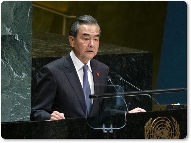 외교부장, '비핵화 정치적 해결 기회 놓치지 말고, <b>북미대화 촉구</b>'