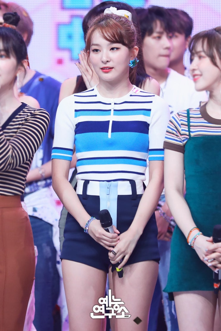  | 엠주 | KMBC '쇼 음악중심' 레드벨벳 슬기, 예리 착용 악세사리 정보 | 레드벨벳 슬기, 예리 패션 MZUU