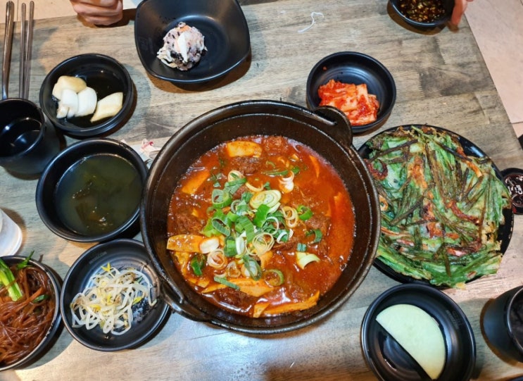  영등포 타임스퀘어 맛집 마시찜 엄빠는 매콤하게 아이는 맛있게