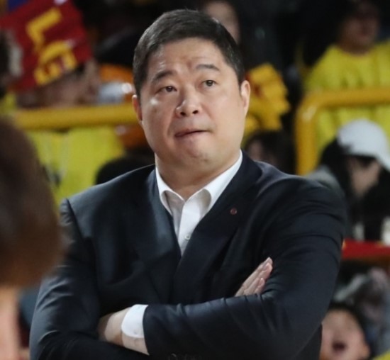 현주엽, 선수들에 맹렬한 호통..'욕 안하려 했지만' 현주엽, 선수들에 맹렬한 호통..'욕 안하려 했지만'