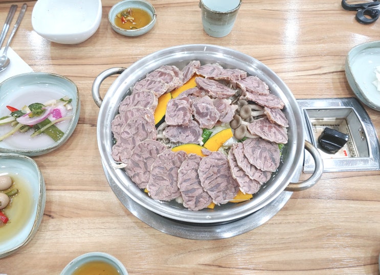  율동공원 맛집 - 청밀 만두전골, 아롱사태, 칼국수