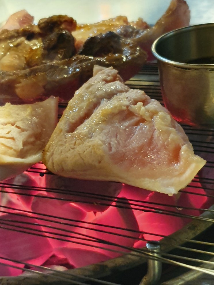  한번 먹으면 끊을 수 없는 맛 깡패 껍데기 [쭌 돈]
