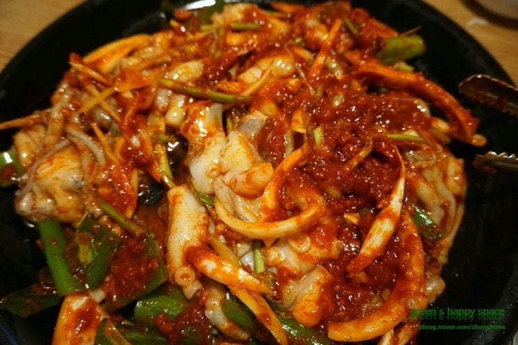 압구정 뱃고동 추억의 맛집 - 낙지불고기, 오징어튀김 먹기