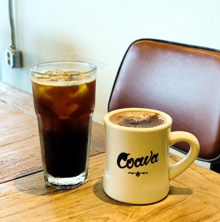 [도산공원 카페] 카시나 아카디움, 미국 포틀랜드 코아바 커피와 훌륭한 팬케익, 압구정 커피숍