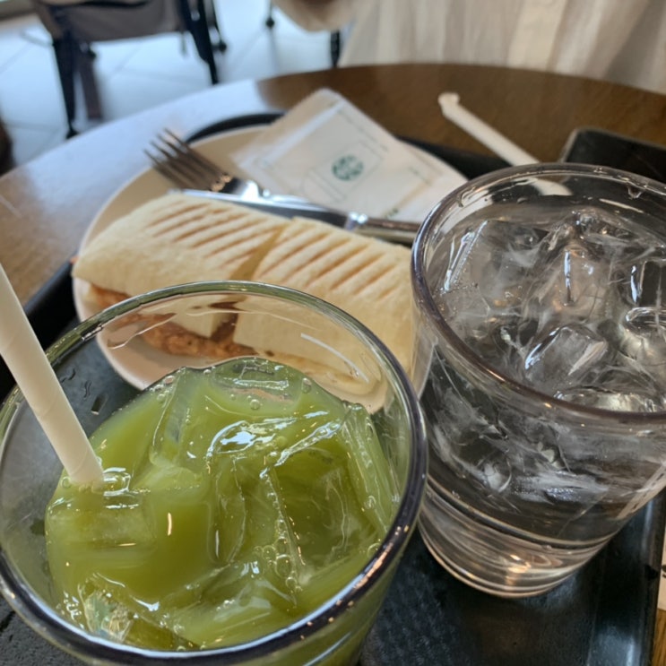  반복되는 지루한 일상