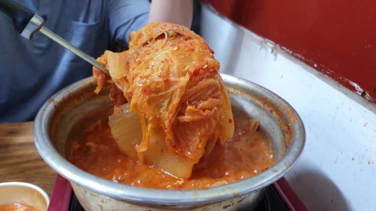  수원 밥집 화성행궁 김치찌개 행궁동 골목 숨은 맛집 맛있는 녀석들 골목집