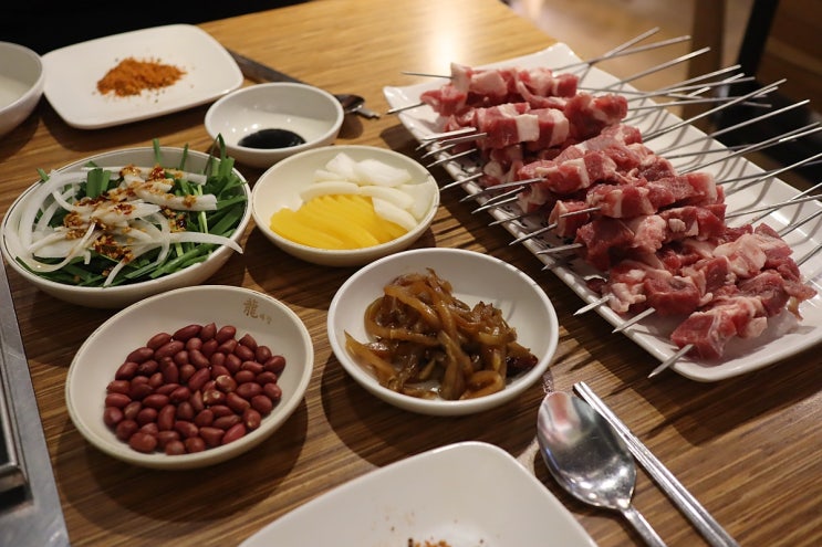  성수역 맛집 성수동 양꼬치 맛집 용짜장 양갈비&양꼬치 두번째 방문 :D