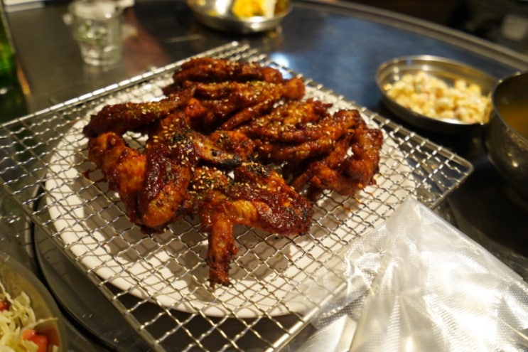  우암동 매콤한 닭발 숯향이 끝내주는 청주 화진불날개닭발