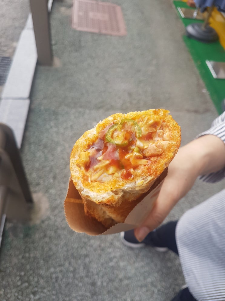  전주에 가면 꼭 먹어봐야 한다는 바게트버거 길거리야 본점