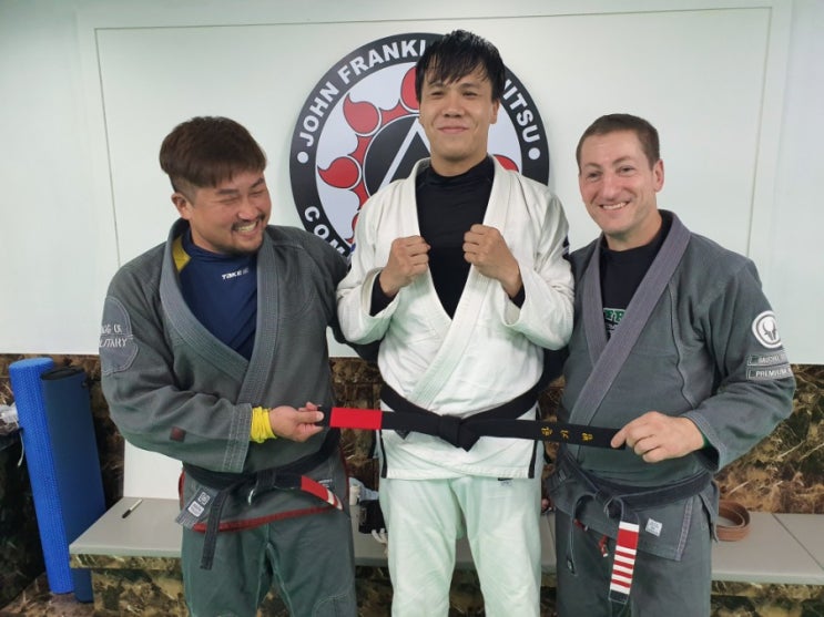  존프랭클 분당주짓수 송일섭, 블랙벨트 승단