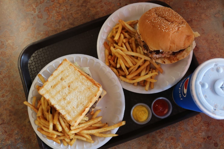  괌 맛집 # 도스버거 Dos Burger 가성비 좋은 버거 맛집 추천