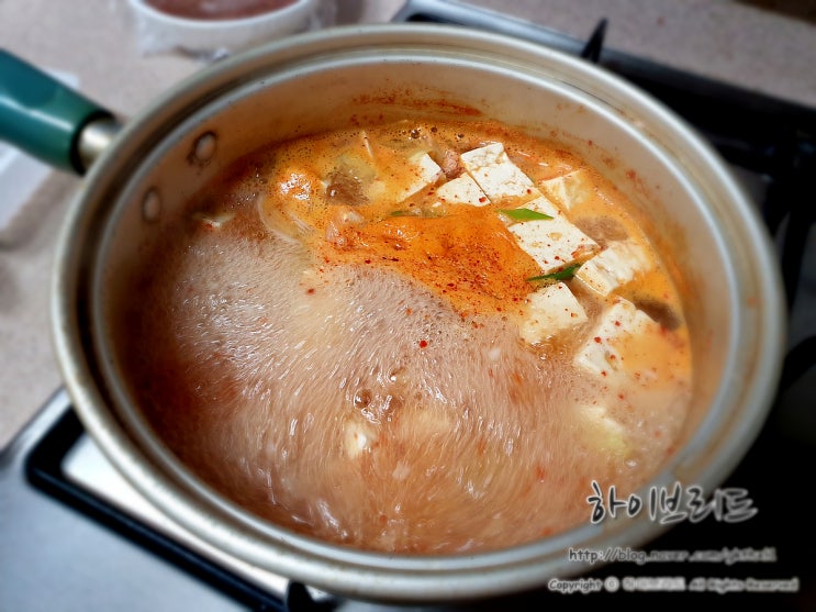  새우젓 두부찌개 만드는 법 / 간단하지만 맛은 보장된 찌개