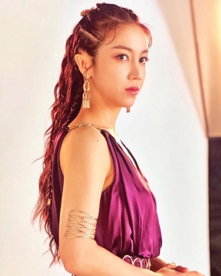 '고지전' 김옥빈, 리즈 시절 그대로인 나이 잊은 미모...'아름다워' '고지전' 김옥빈, 리즈 시절 그대로인 나이 잊은 미모...'아름다워'