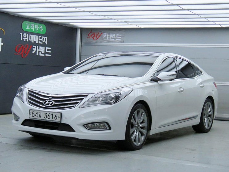 현대 그랜저HG HG330 CELEBRITY / 2012년식 / 111,638km / 오토 / 가솔린 / 780320049 현대 그랜저HG HG330 CELEBRITY / 2012년식 / 111,638km / 오토 / 가솔린 / 780320049