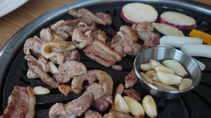  화명동 오리고기 맛집 국내산 생고기 무한리필로 즐기자