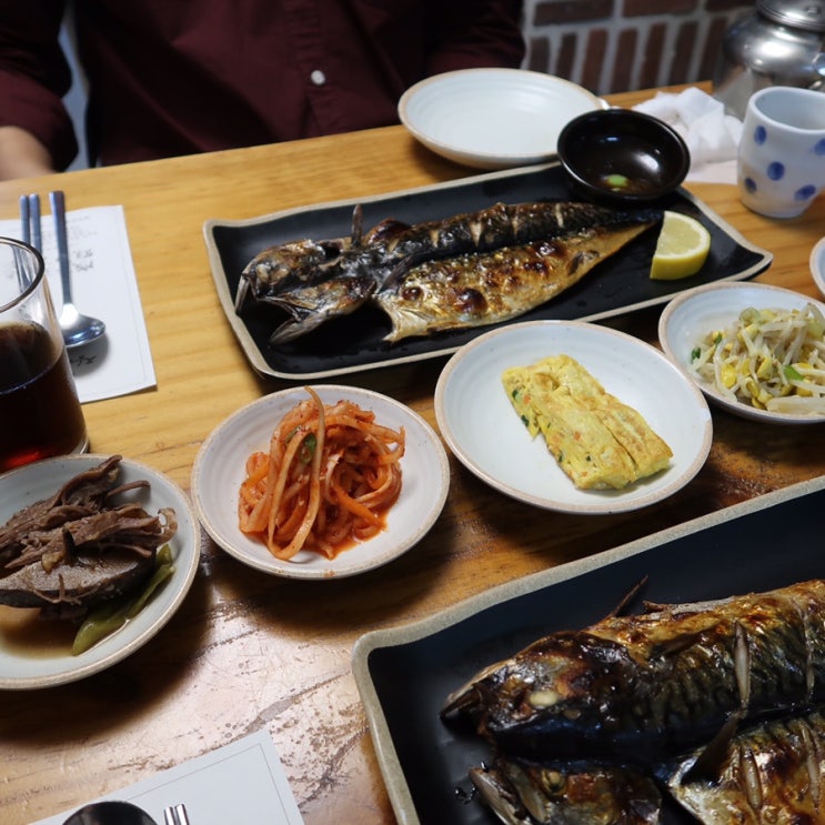  압구정 맛집 - 들깨수제비와 바싹불고기 서초한식 압구정 장사랑