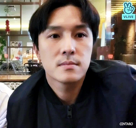  [V앱][움짤] 20190930 김동완 브이앱 - with김강현 (+ 전진 댓글)