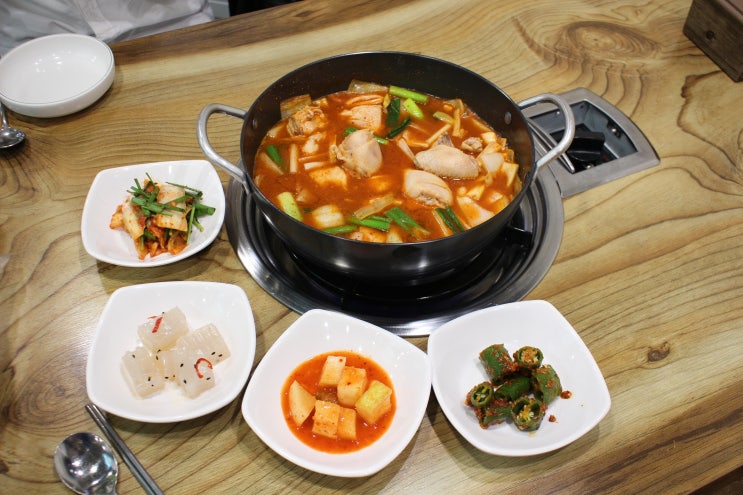  방이동 먹자골목 가성비 최고였던 방이동닭볶음탕 진짜 맛집 "딹 진또배기"