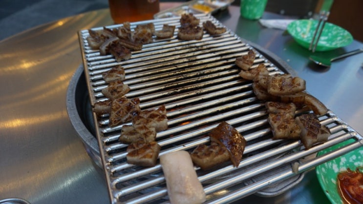  강남 돼지껍데기 용범이네인계동껍데기 강남역점 처음 먹어본 벌집껍데기 맛있었을까?
