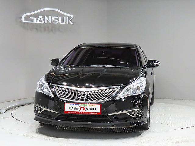  현대 그랜저HG HG220 모던 / 2015년식 / 122,030km / 오토 / 디젤 / 520263873