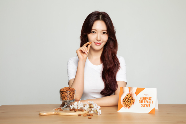  AOA 찬미와 함께하는  <아몬드, 아워 뷰티 시크릿(Almonds, Our Beauty Secret)> 캠페인 론칭