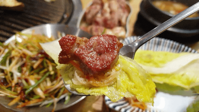  송파구청 맛집, 쏨땀과 끝까지 촉촉한 숙성고기조합 '타도삼겹 방이점'