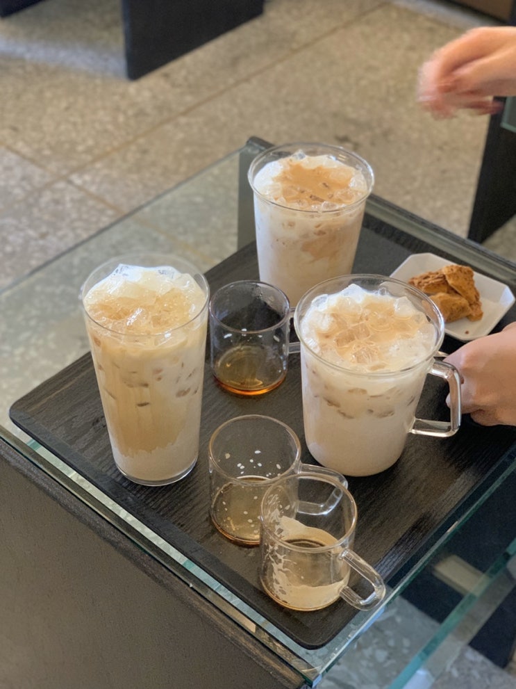  뚝섬역 카페 차(ㅊa), 밀크티가 맛있는 성수동 카페 추천!