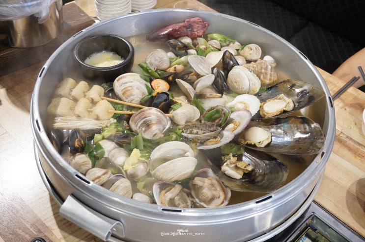  군자역맛집 택이네조개전골 군자역점 : 간만에 뜨끈한 조개전골 츄릅츄릅!