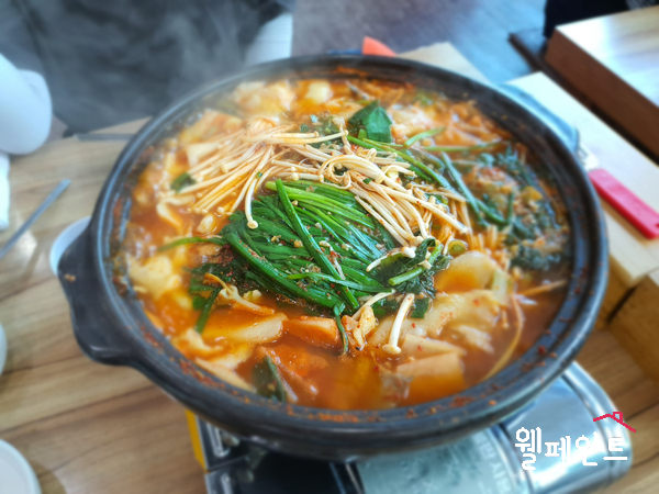 양산 맛집 포구나무집 매운탕을 기깔난 메기매운탕 양산 맛집 포구나무집 매운탕을 기깔난 메기매운탕