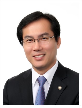 김영우 의원 군인의 지위.복무 기본법 일부개정법률안, 갈등기본법안 대표 발의