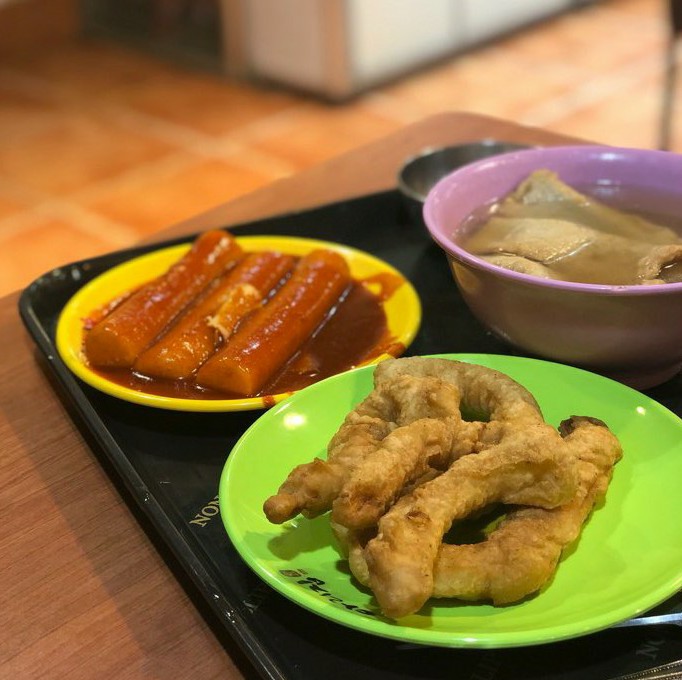  금련산역 맛집 / 부산에서 제일 유명한 떡볶이, 다리집