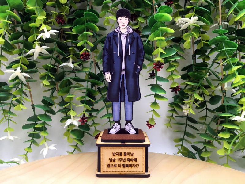 팬이 보내는 축하의 선물~ 유튜브 BJ 정로이 방송 1주년 기념 트로피!