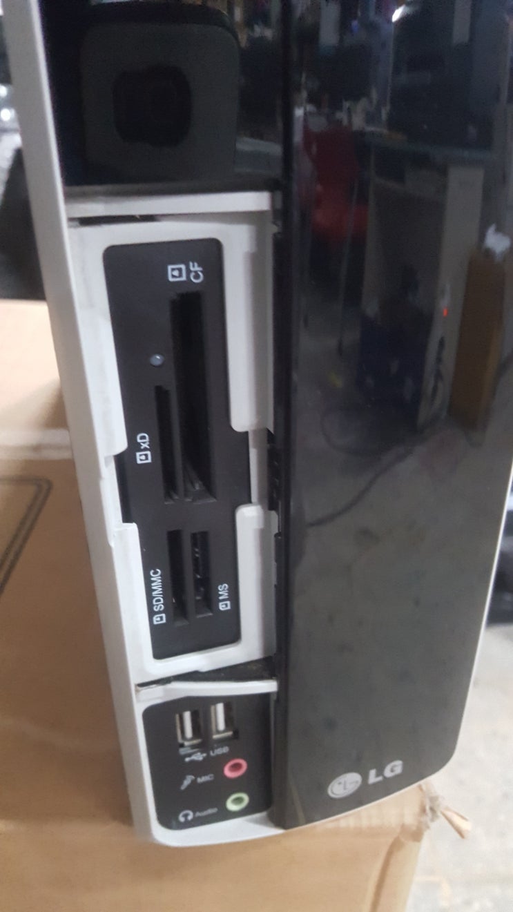 익산 사무용컴퓨터 듀얼코어 8400 3G SSD120 12만원 사무용 모니터 판매