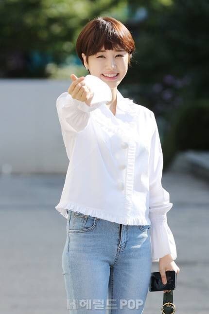 윤진이 나이 열애 성형 인성 숏컷